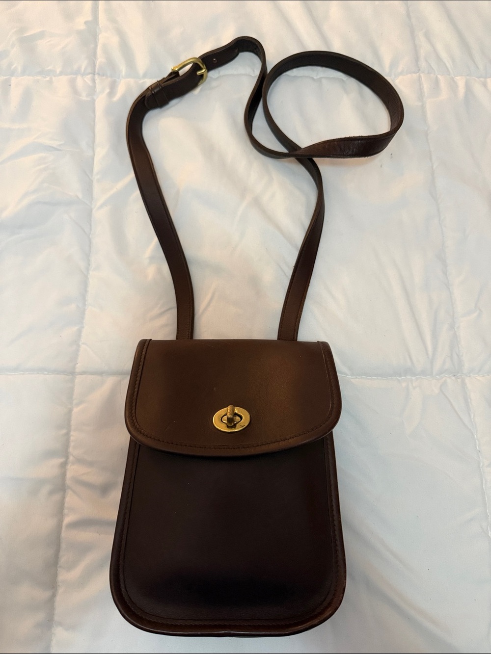 Vintage Coach Dark Brown Leather Crossbody with Gold Turn-Lock